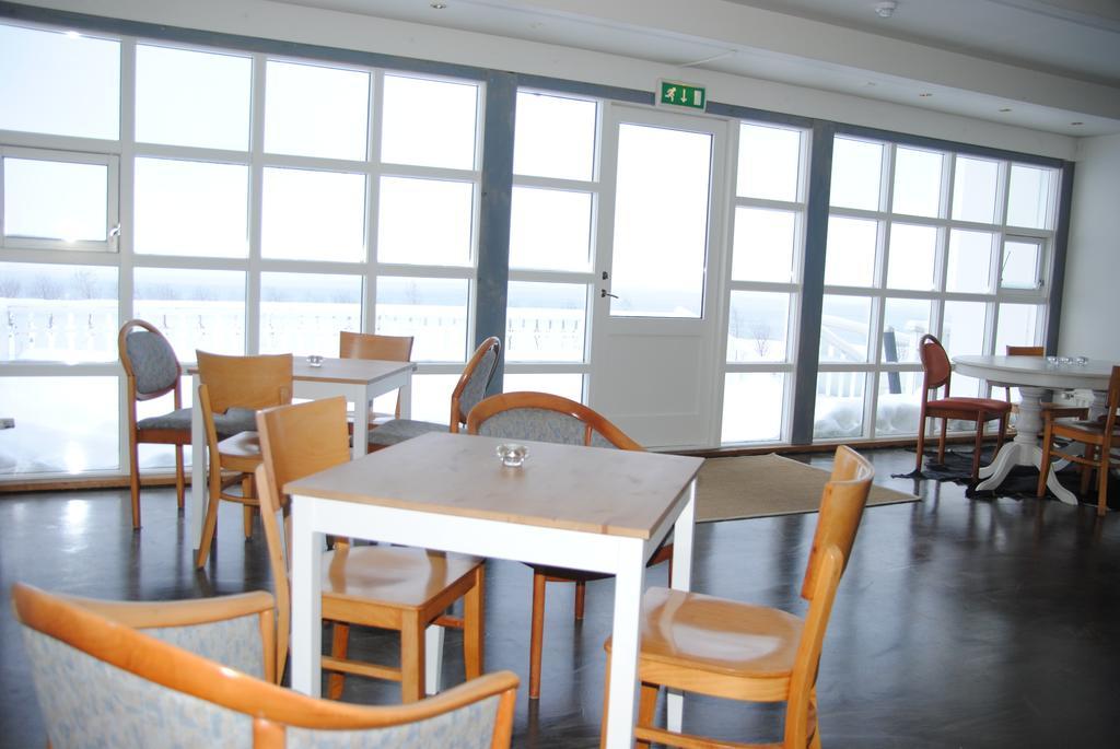 Hotel Sveinbjarnargerdi Svalbarthseyri エクステリア 写真