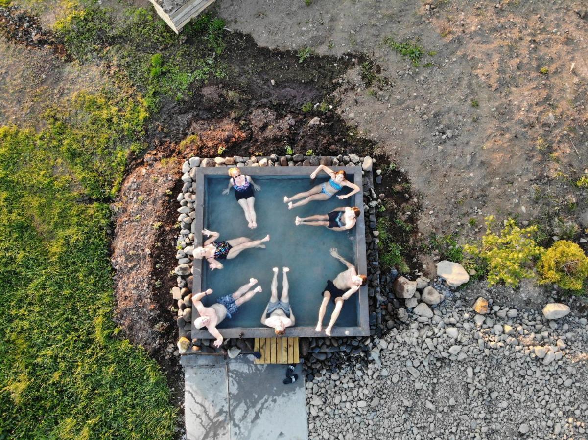 Hotel Sveinbjarnargerdi Svalbarthseyri エクステリア 写真