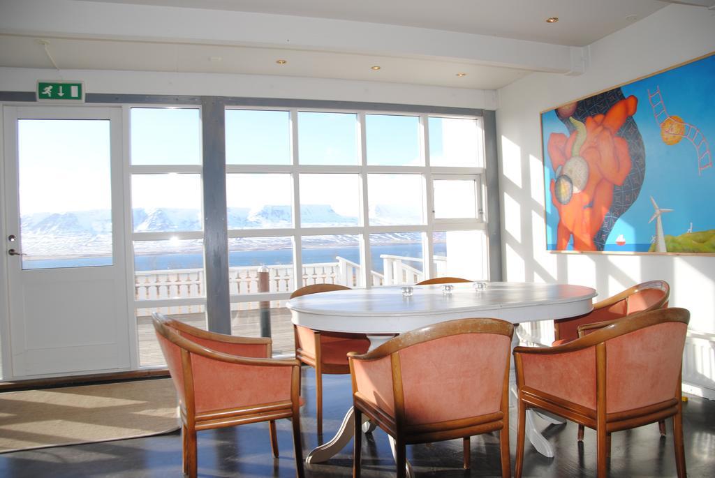 Hotel Sveinbjarnargerdi Svalbarthseyri エクステリア 写真