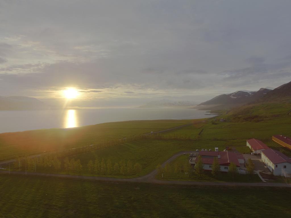 Hotel Sveinbjarnargerdi Svalbarthseyri エクステリア 写真
