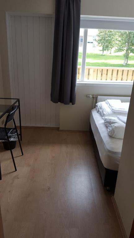 Hotel Sveinbjarnargerdi Svalbarthseyri エクステリア 写真